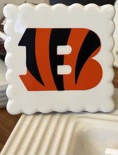 Load image into Gallery viewer, NF Bengals Personalized Scallop Mini
