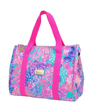 Load image into Gallery viewer, Lilly Pulitzer Lunch Tote w/Personalization
